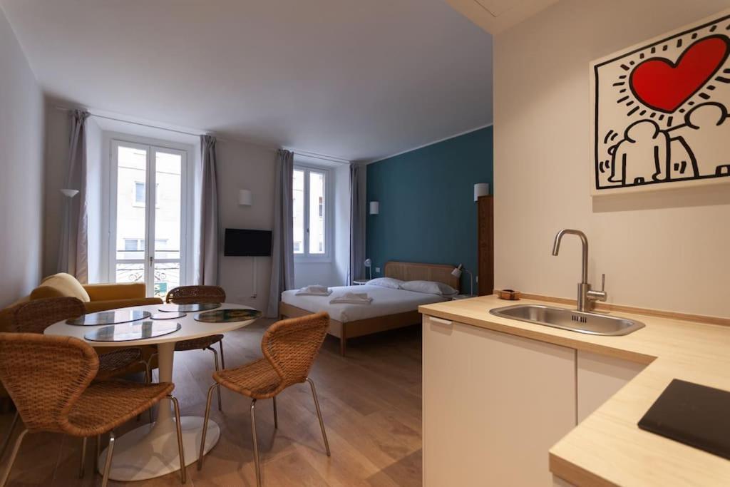 Youhosty - Ticinese Suite 1 Milan Extérieur photo